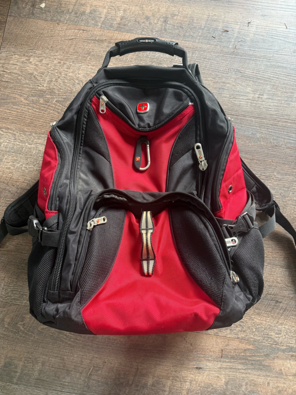 SwissGear Red and Black Laptop Backpack with Multiple Compartments